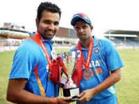 kohli and rohit helped india to win